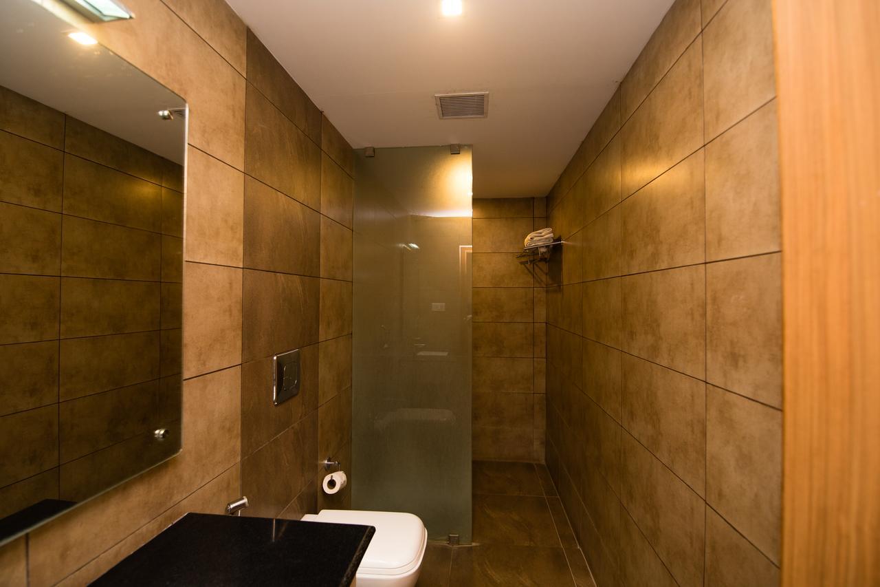 פלקאד Hotel Kapilavasthu מראה חיצוני תמונה